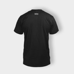 A black t-shirt with the back of it.